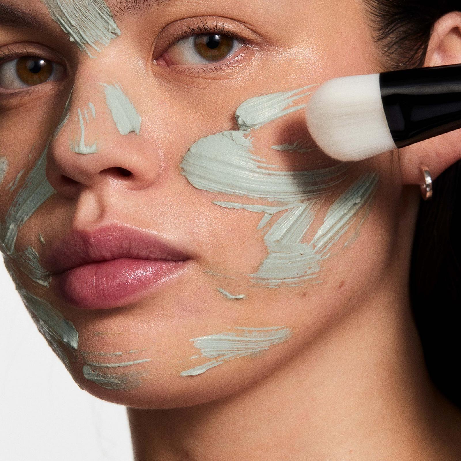 Masked Out French Green Clay Mask