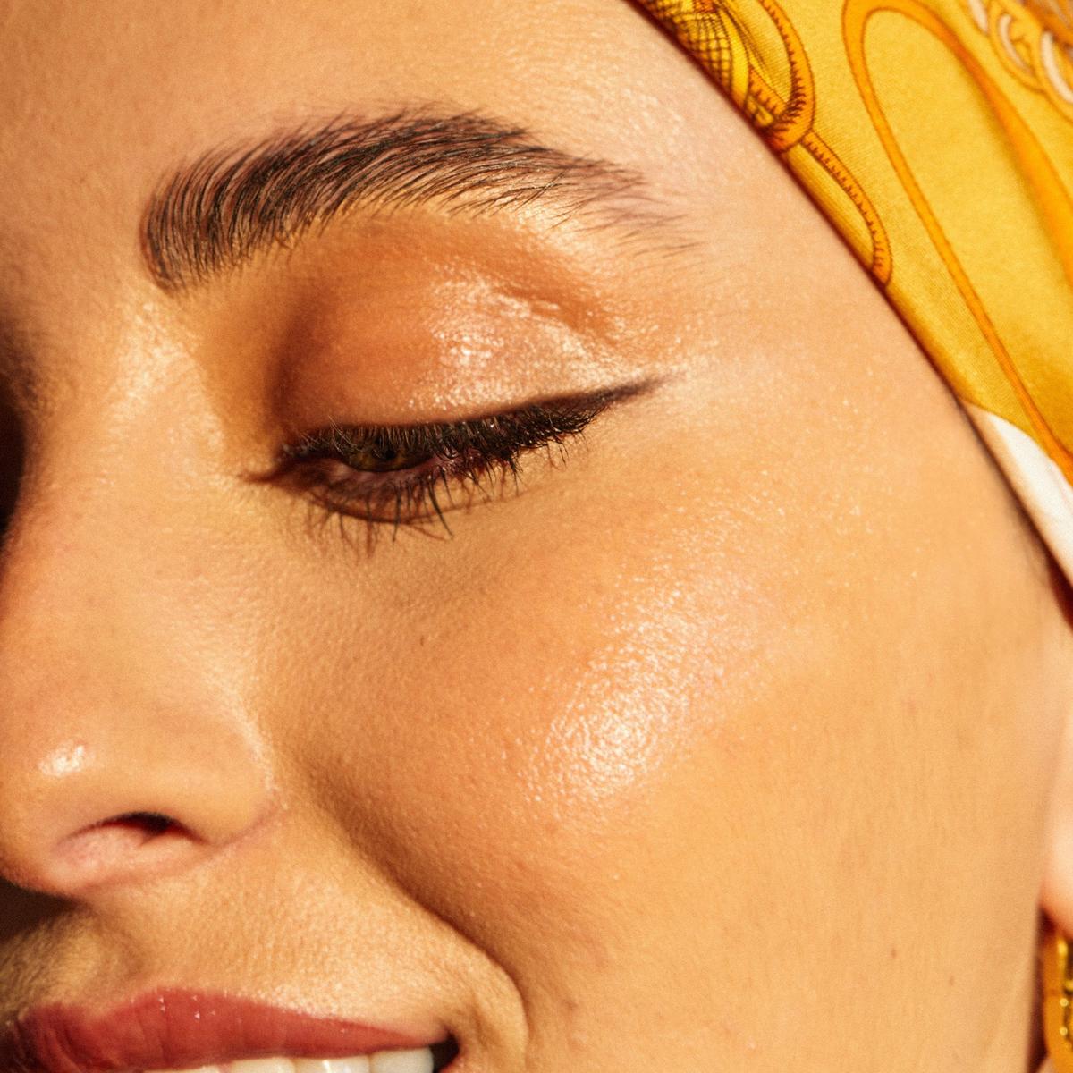 Hueliner Longwearing Kajal Pencil Liner