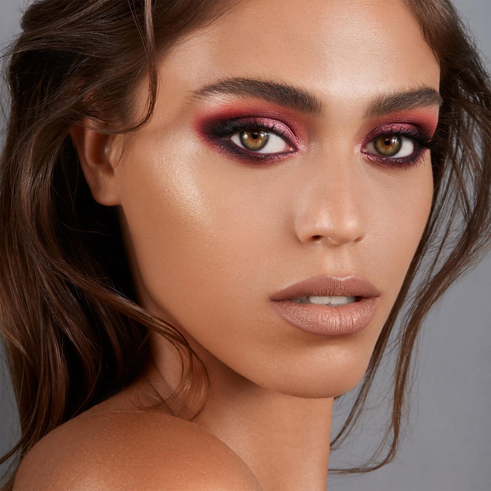Macro Tech Eyeliner Crayon - Burgundy