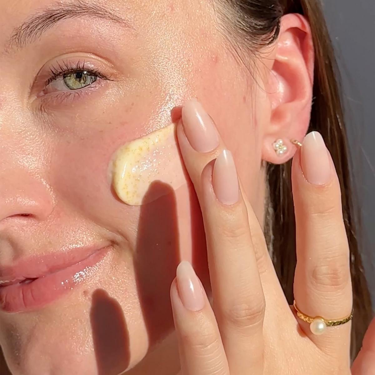 Milk Scrub Oat and Goat Milk Exfoliating Facial Cleanser