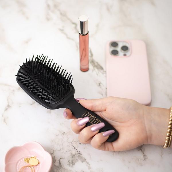 Cricket Binge Compact Cushion Styler Brush #5