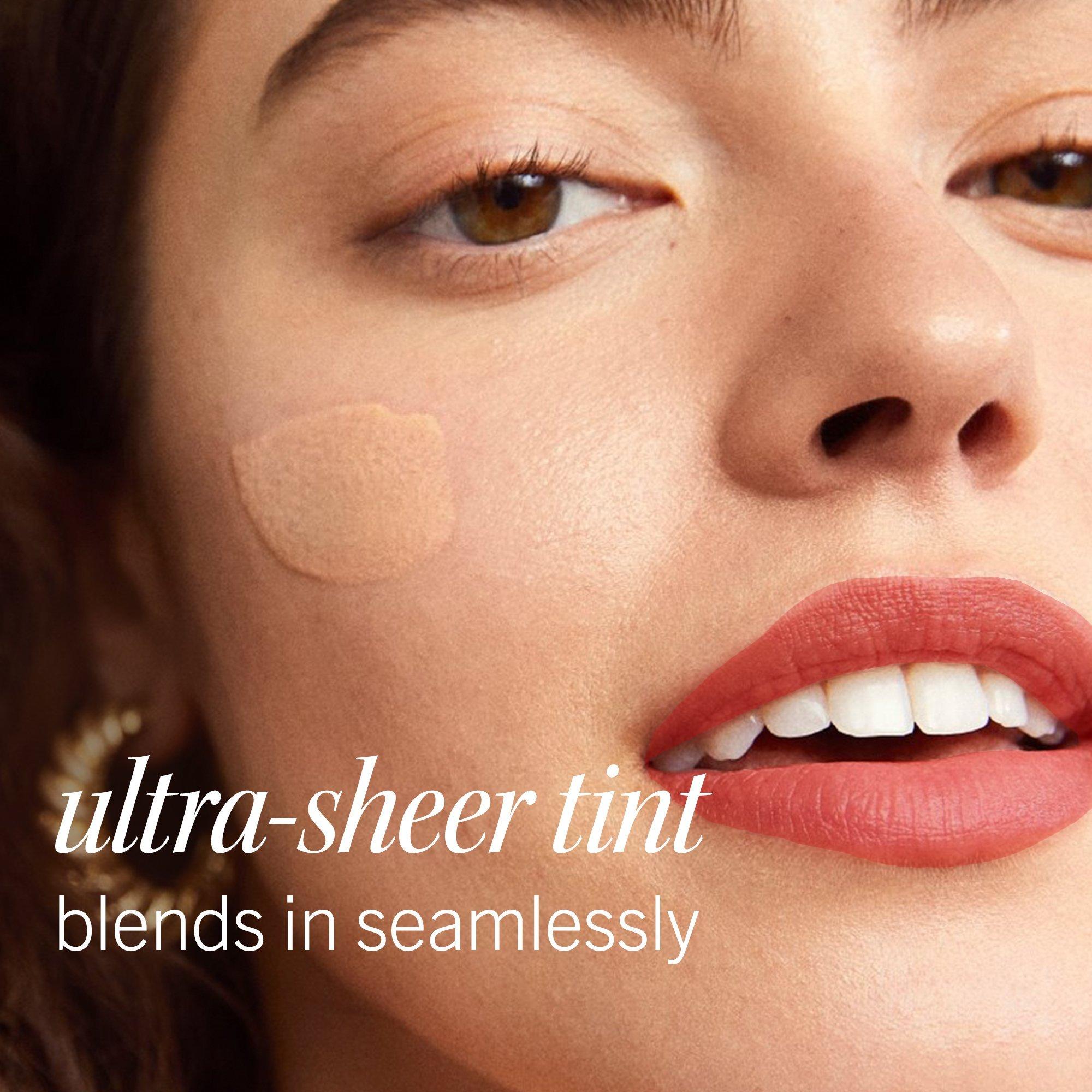 Лёгкий минеральный солнцезащитный крем с оксидом цинка SPF 30 First Aid Beauty Ultra Light — фото 6