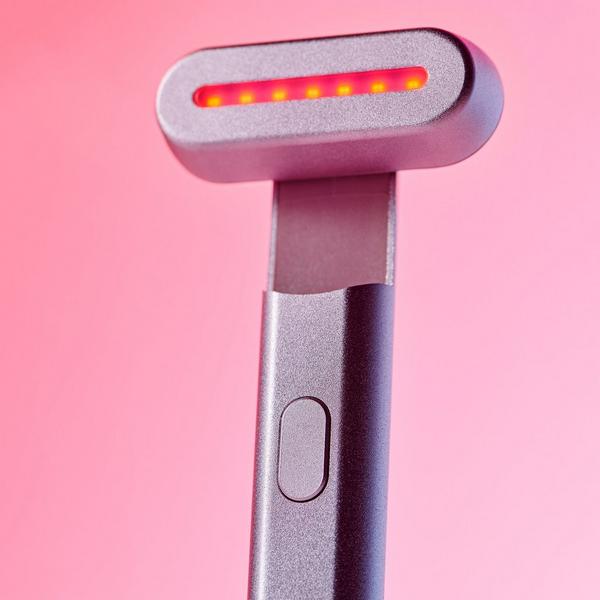 Solawave 4-in-1 Red Light Therapy Skincare Wand Kit #2