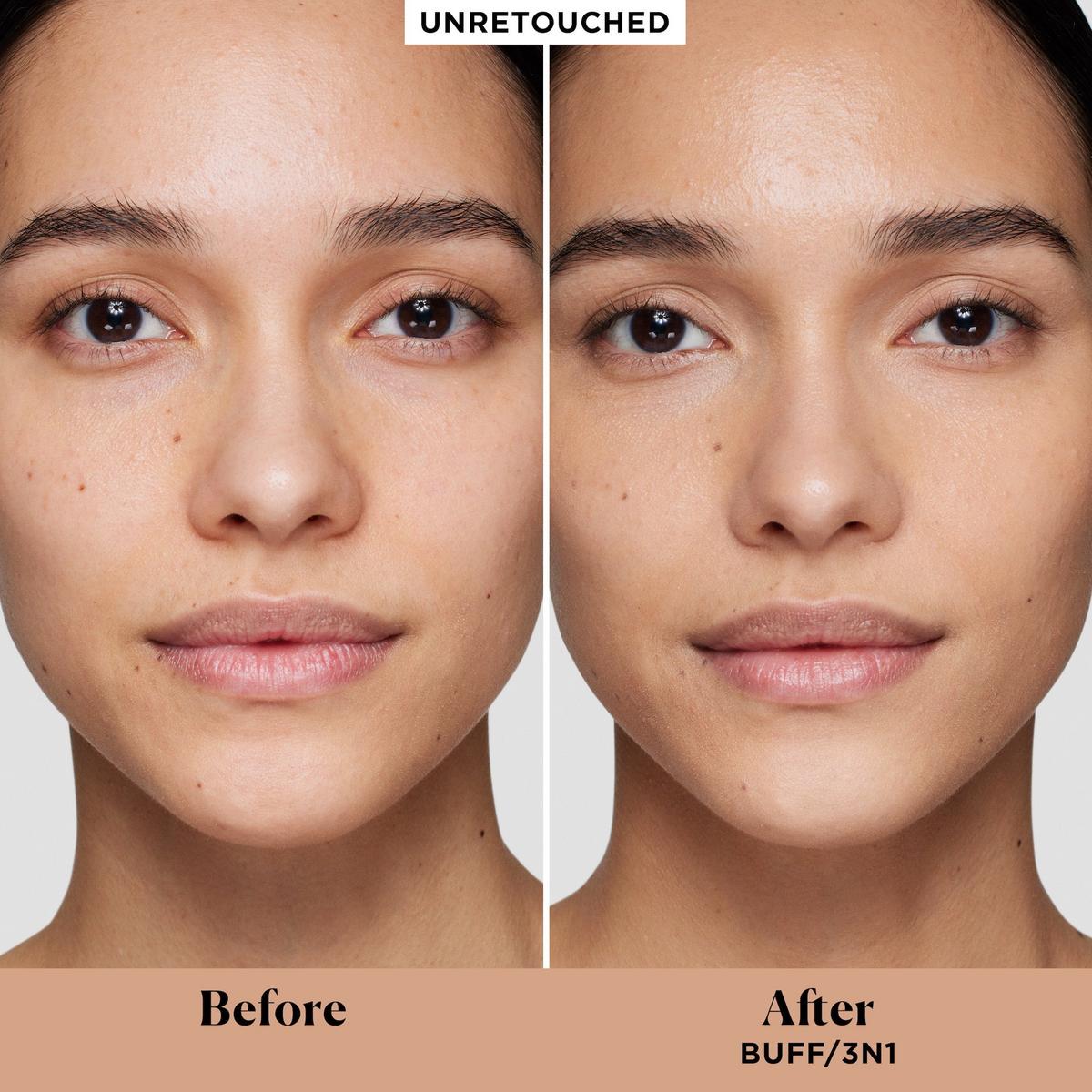Real Flawless Weightless Perfecting Waterproof Foundation