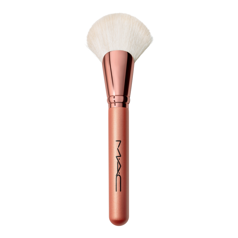 MAC #143S ブロンザー ファン ブラシ MAC - 143S Bronzer Fan Makeup Brush | Ulta Beauty