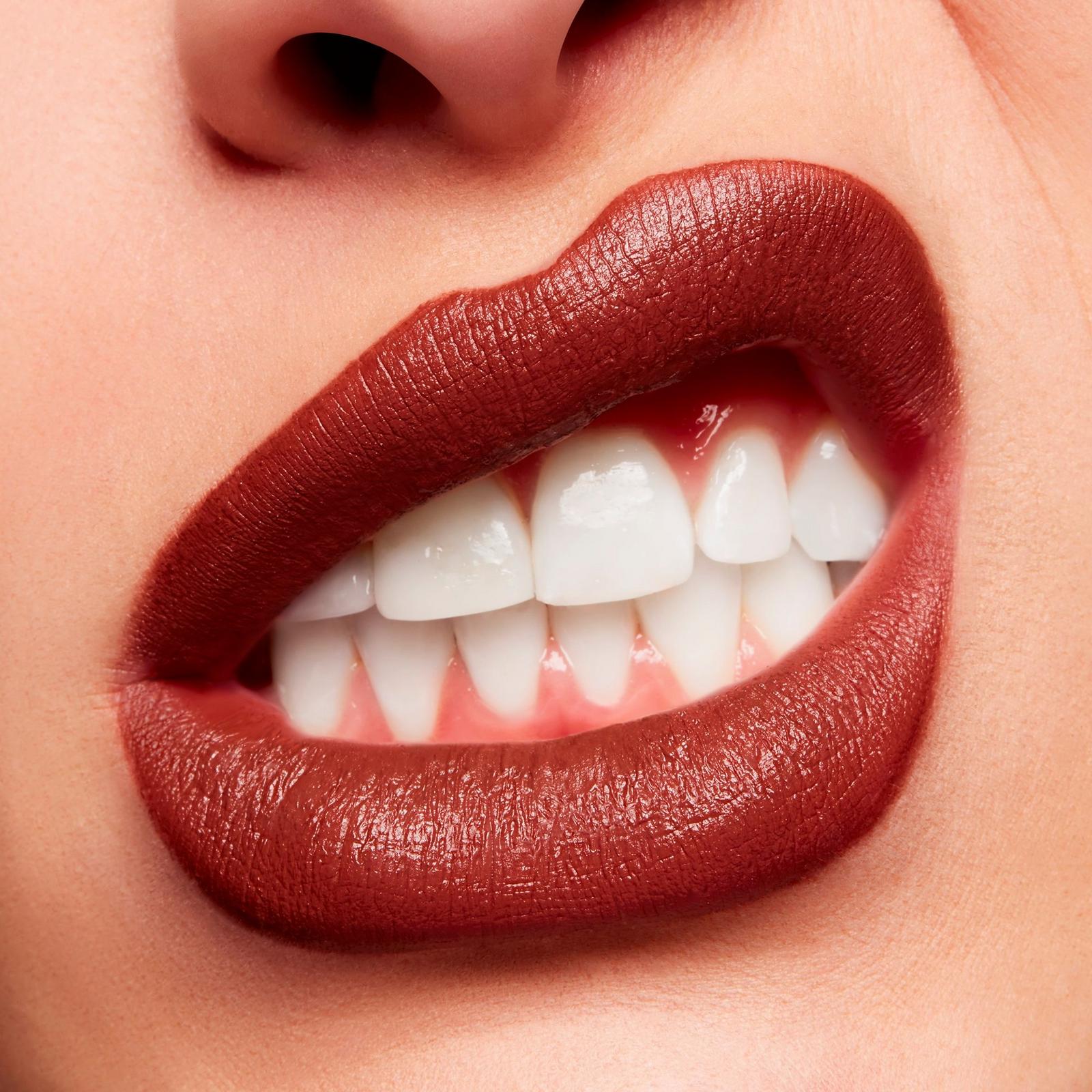 Powder Kiss Velvet Blur Slim Moisturizing Matte Lipstick