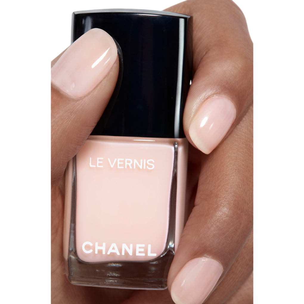 Chanel New Dawn Le Vernis Longwear Nail Colour - Makeup and Beauty Blog