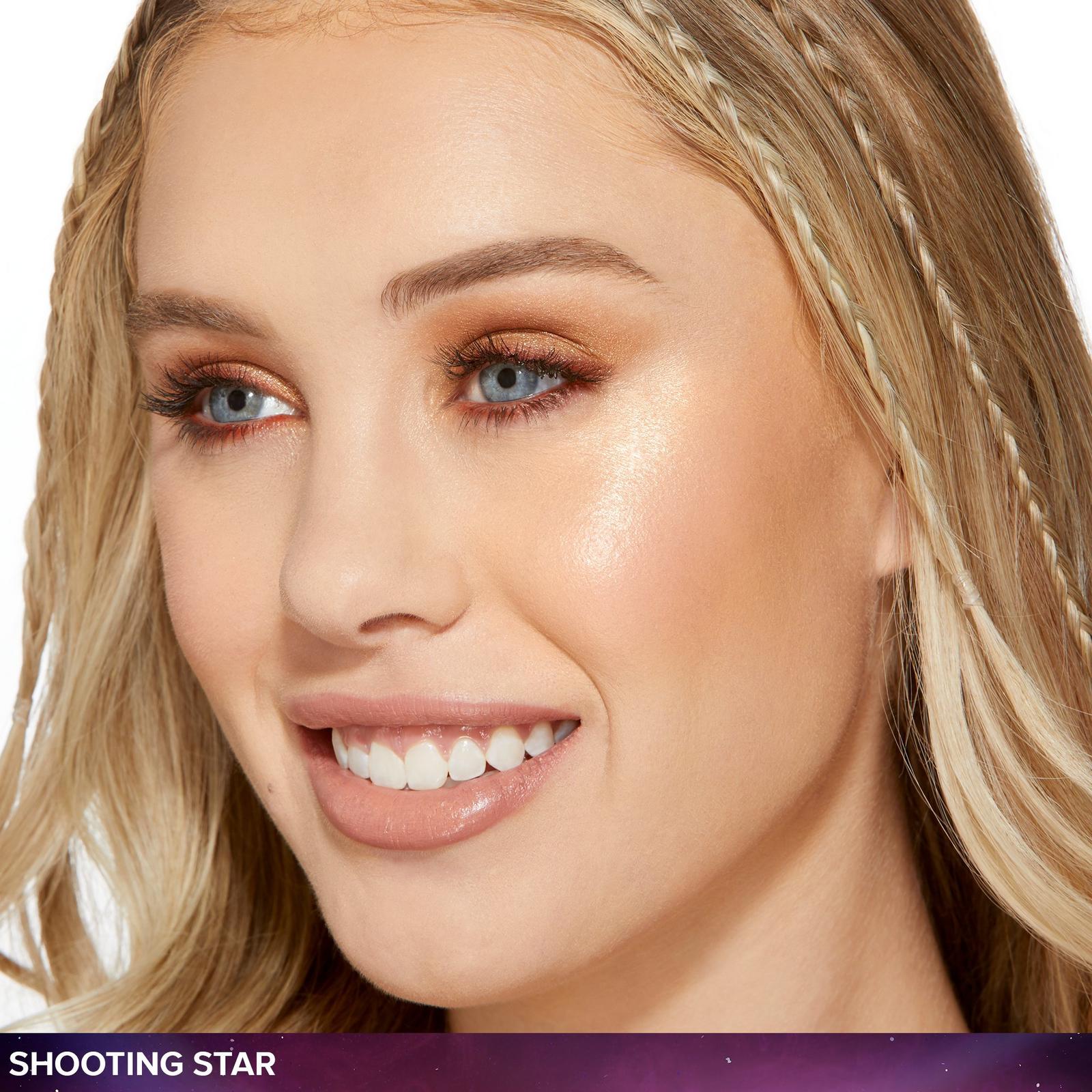 Moon Crush Multi-Use Powder Highlighter