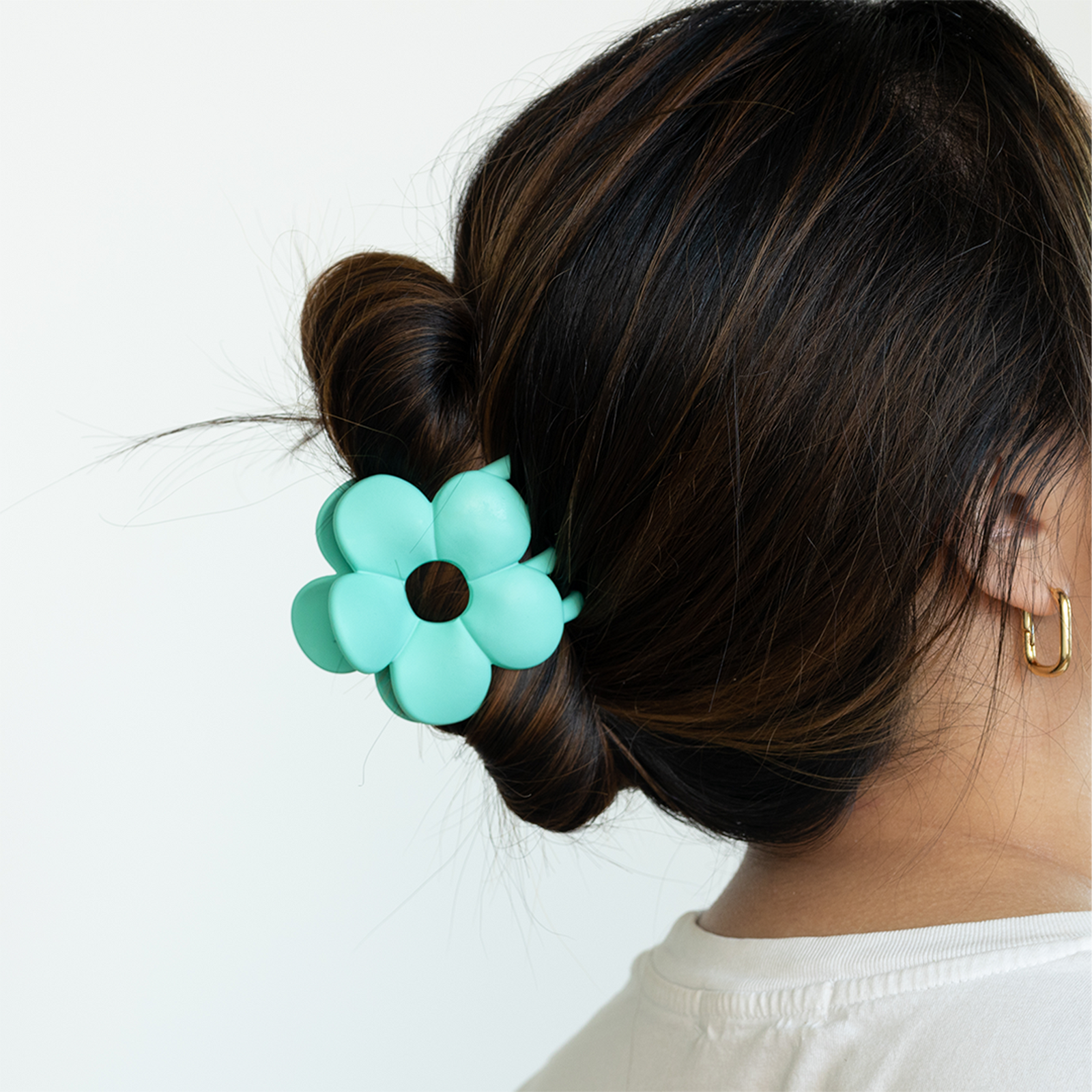 Full Bloom Claw Clip - Aqua