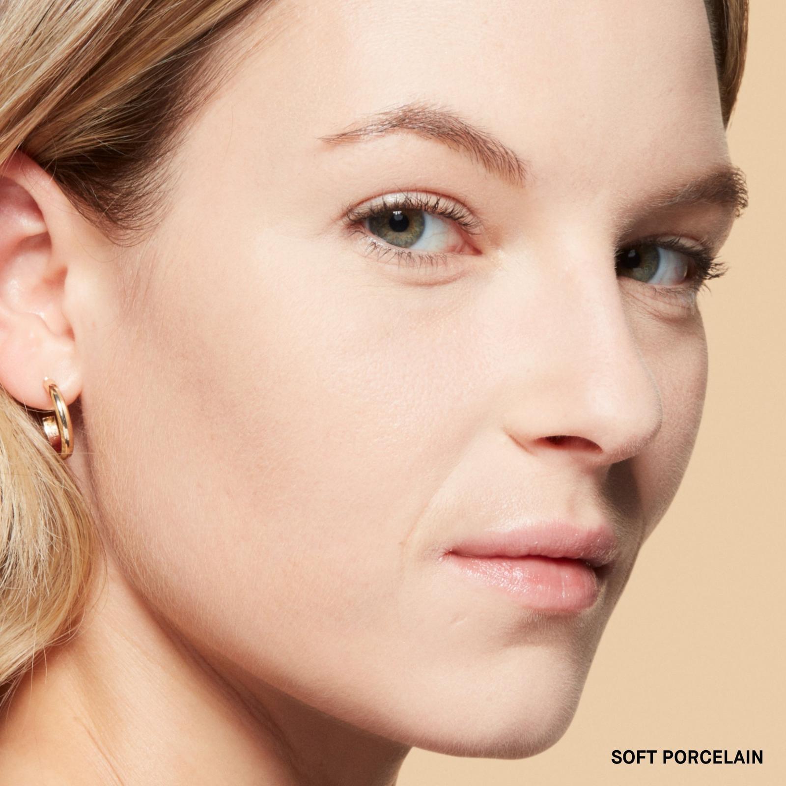 Sheer Finish All Day Oil Control Pressed Powder