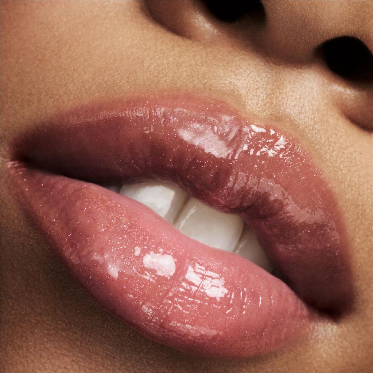 Fenty beauty superbowl store lip gloss in riri