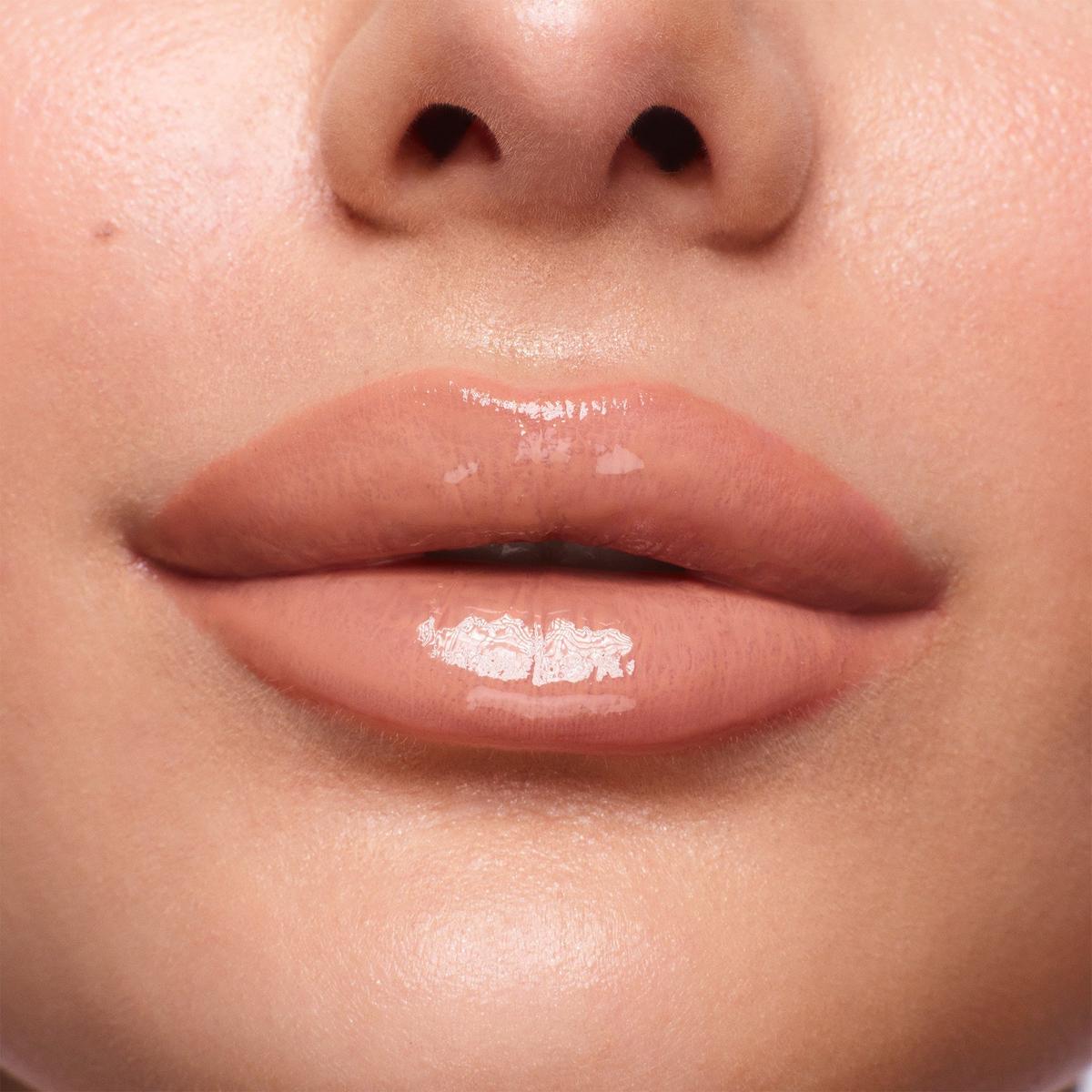 Plumping High-Shine Lip Glaze