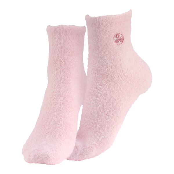 Earth Therapeutics Pink Aloe Moisture Socks #5