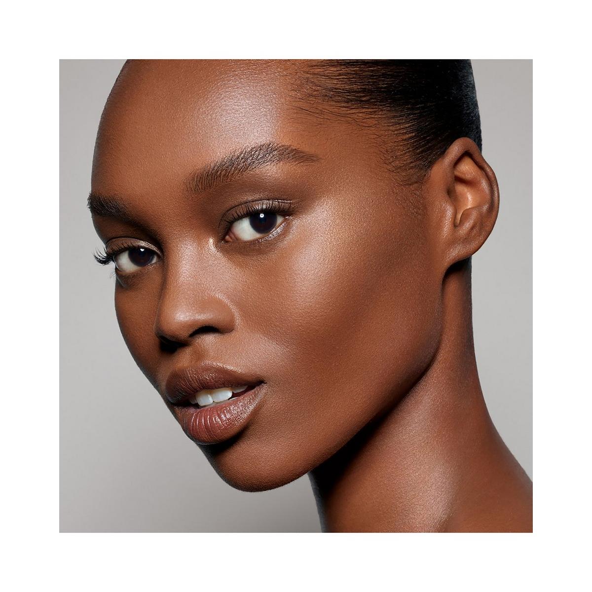 Skin Fetish: Sublime Perfection Setting Powder - Medium 4
