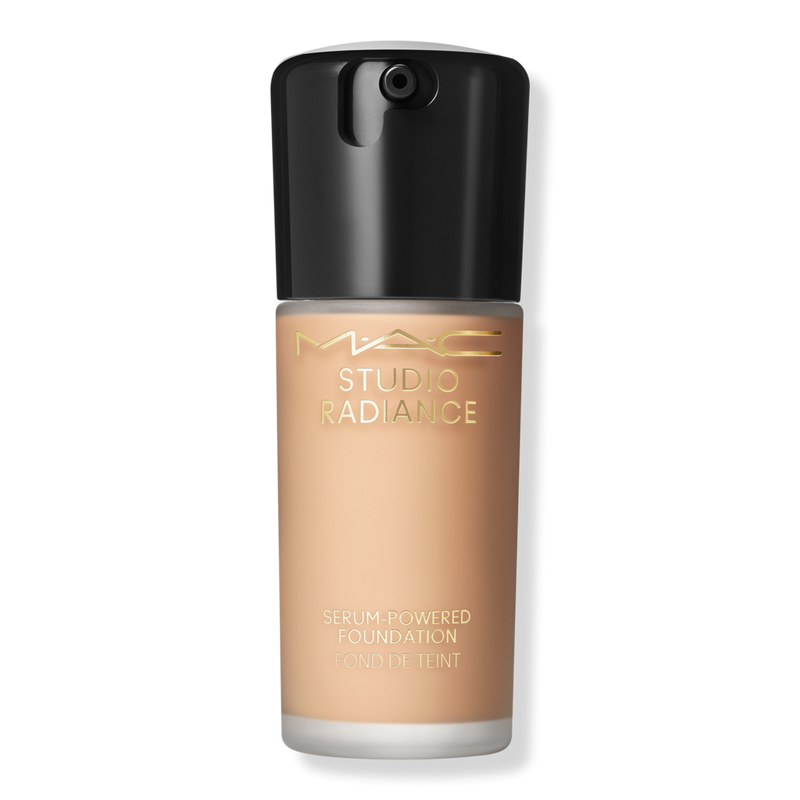Studio Fix Fluid SPF15 24HR Matte Foundation + Oil Control