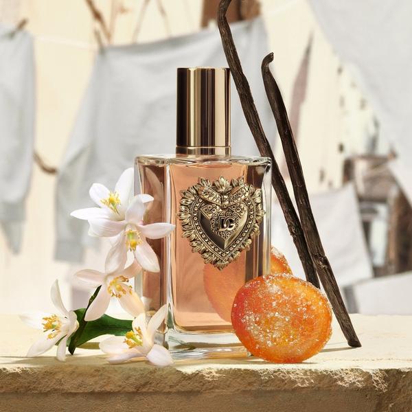 Devoción Eau de Parfum 3