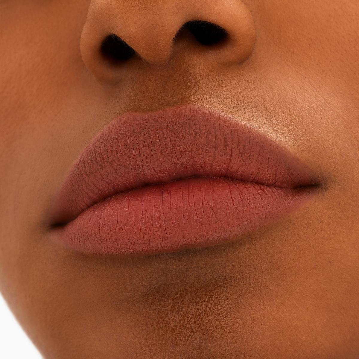 Locked Kiss 24HR Lipstick