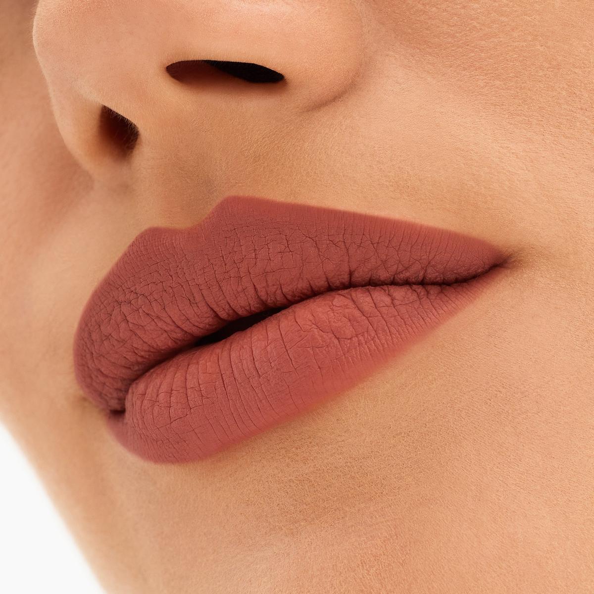 Locked Kiss 24HR Lipstick