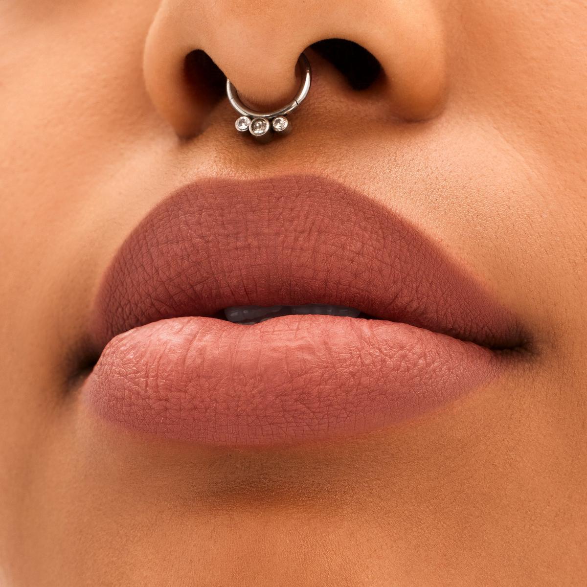 Locked Kiss 24HR Lipstick