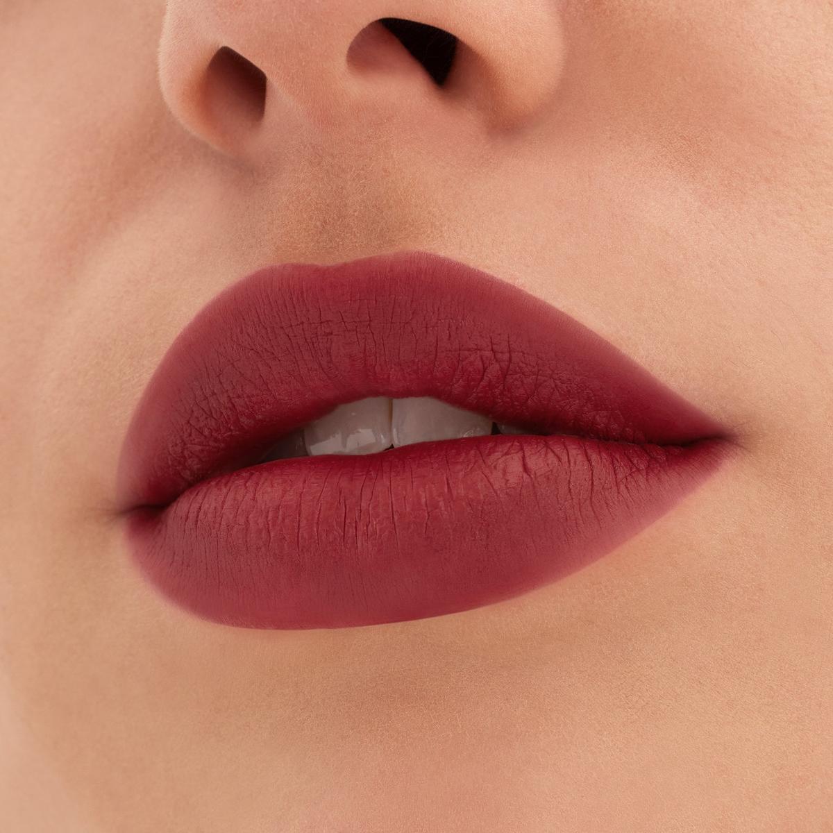 Locked Kiss 24HR Lipstick