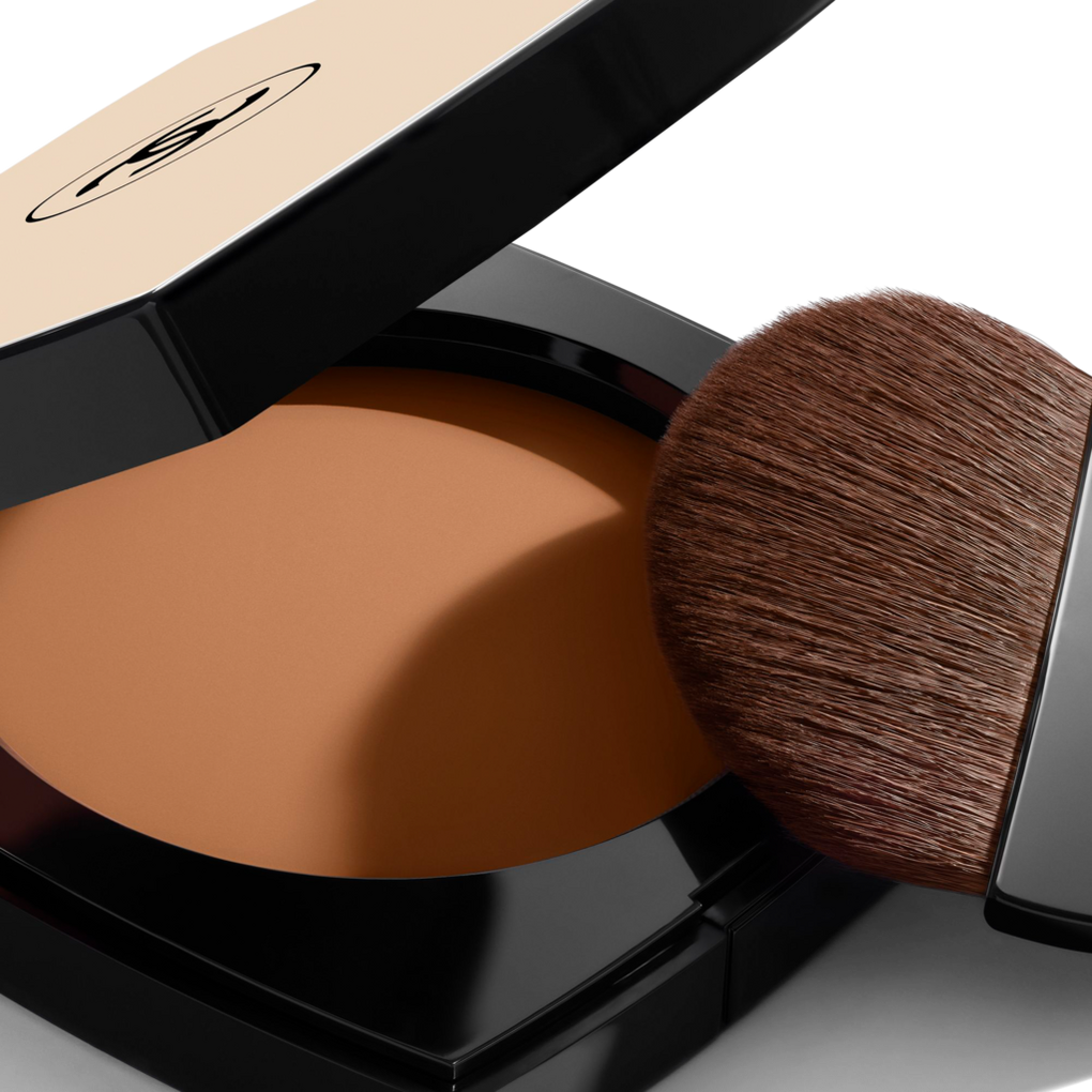 Chanel Les Beiges Healthy Glow Sheer Colour SPF 15 Powders N° 20, 30 and 40  - The Beauty Look Book