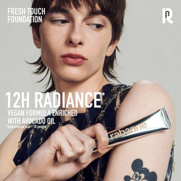 Rabanne Fresh Touch 24H Radiant Foundation #4