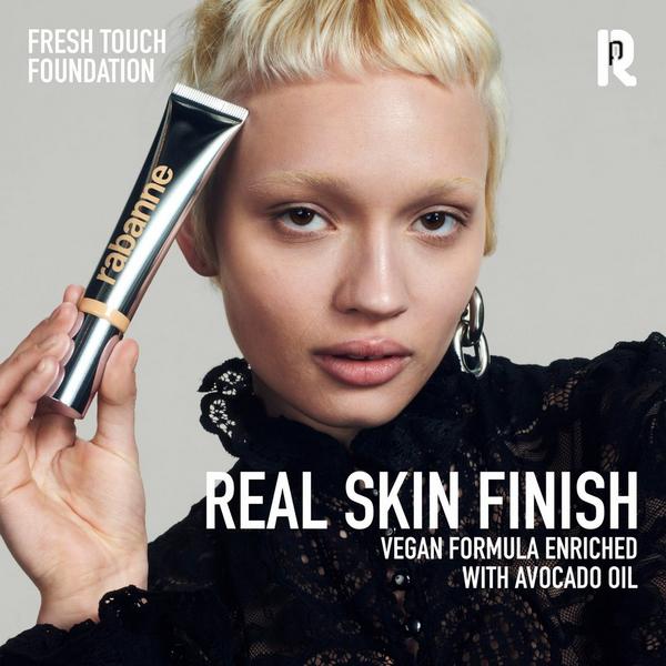 Rabanne Fresh Touch 24H Radiant Foundation #4