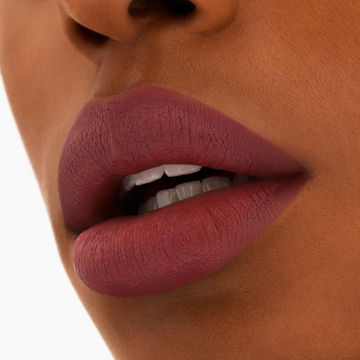 Locked Kiss 24HR Lipstick