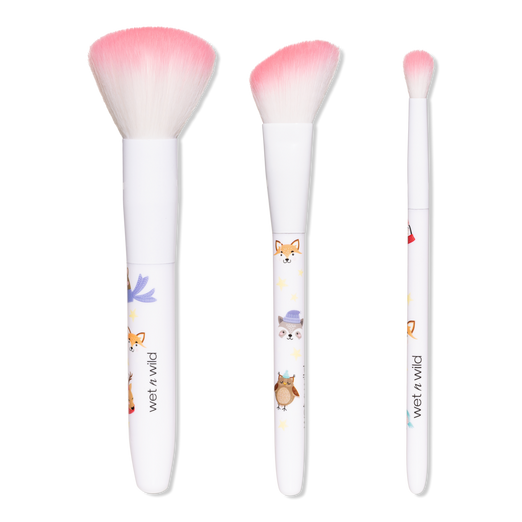 Wet N Wild Fan Brush, White