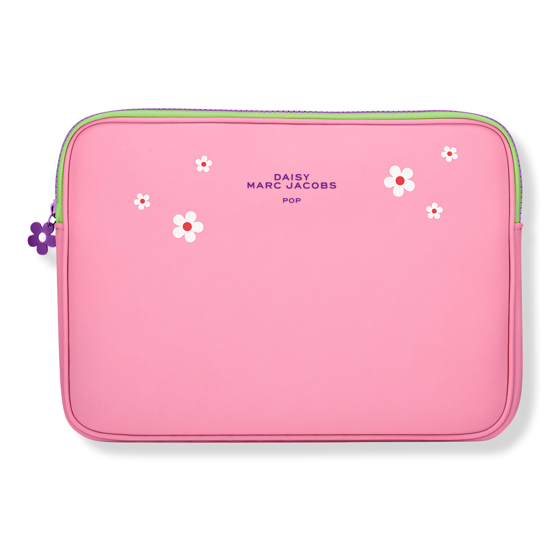 Free Daisy Pop Pouch with select brand purchase Marc Jacobs Ulta Beauty