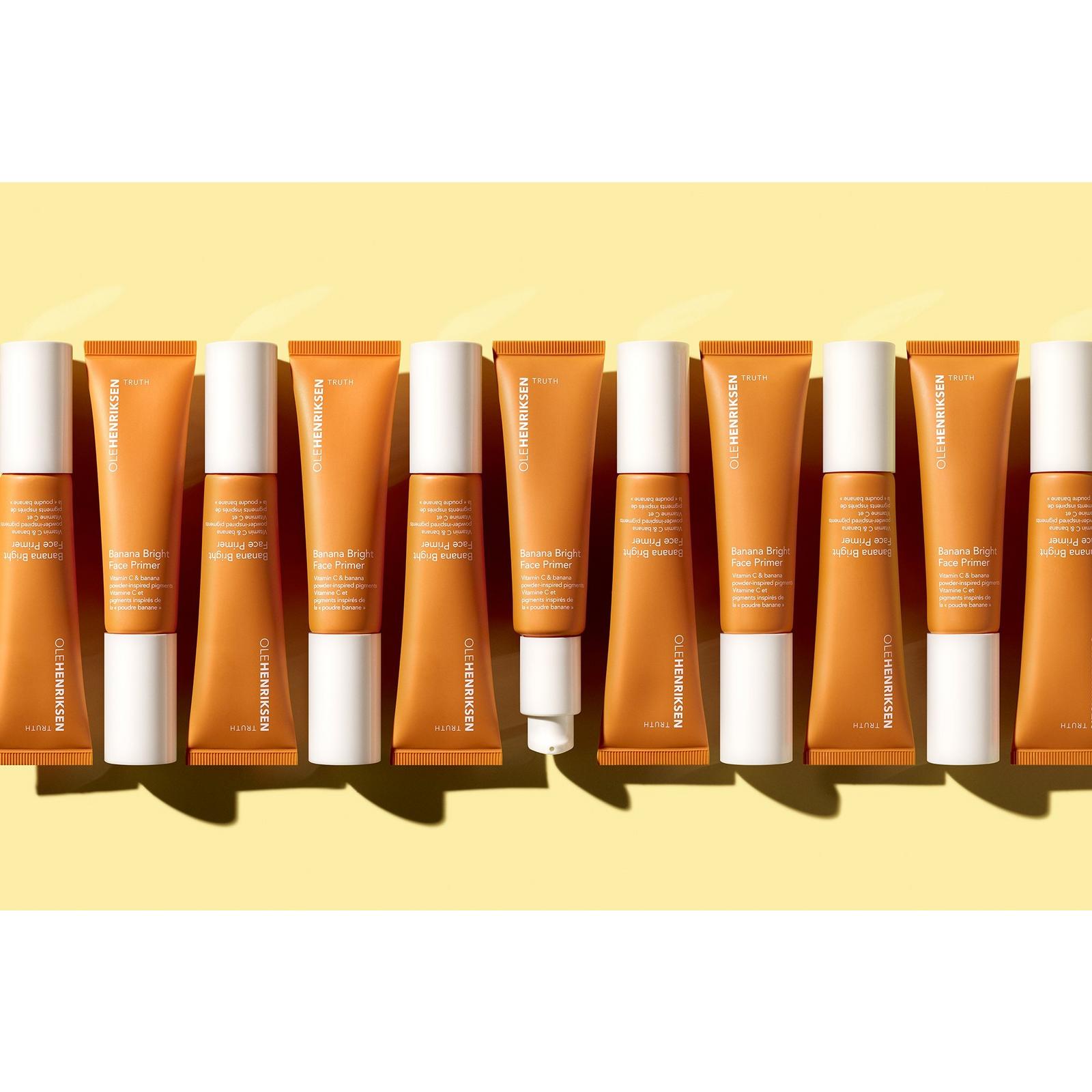 Banana Bright Illuminating Face Primer with Vitamin C