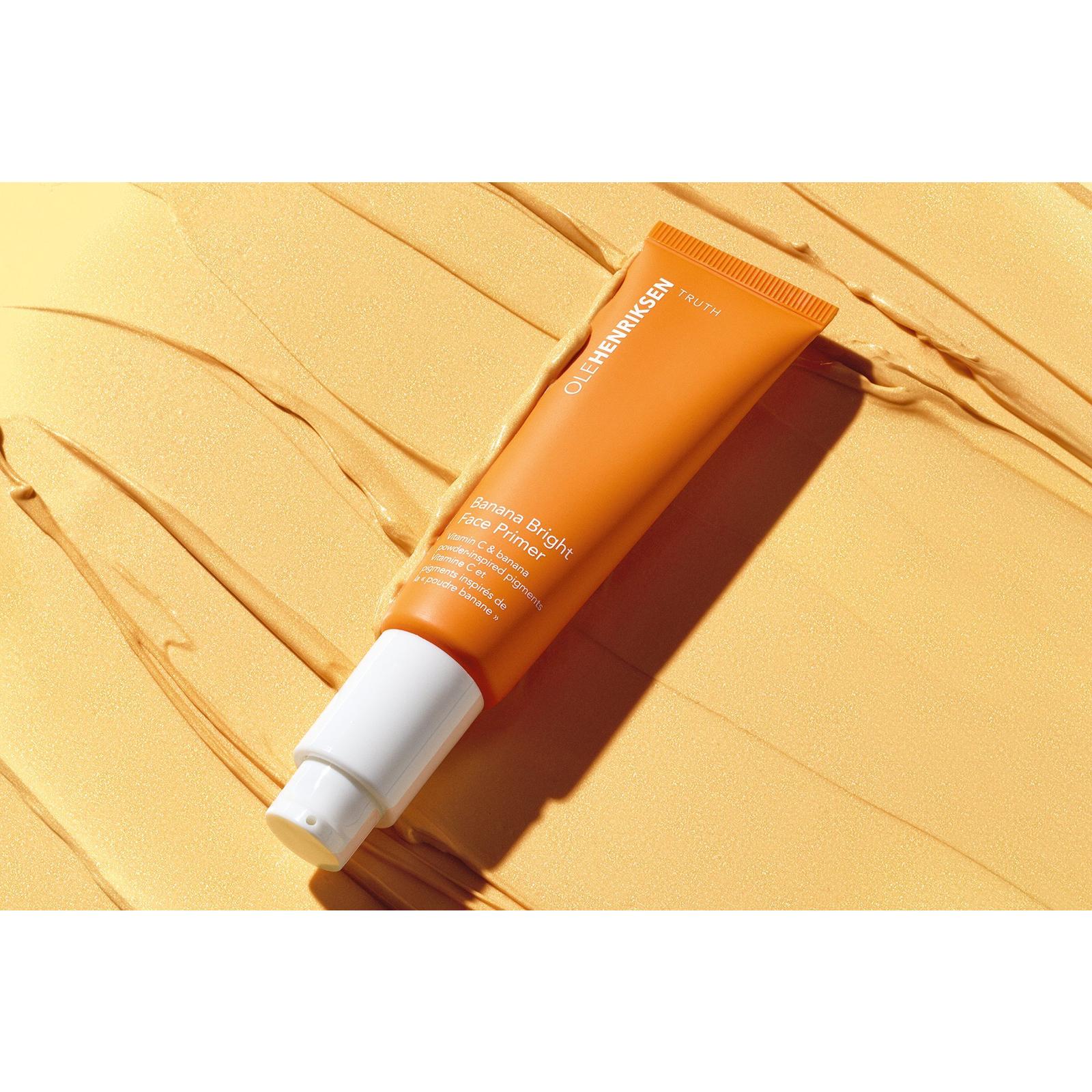 Banana Bright Illuminating Face Primer with Vitamin C