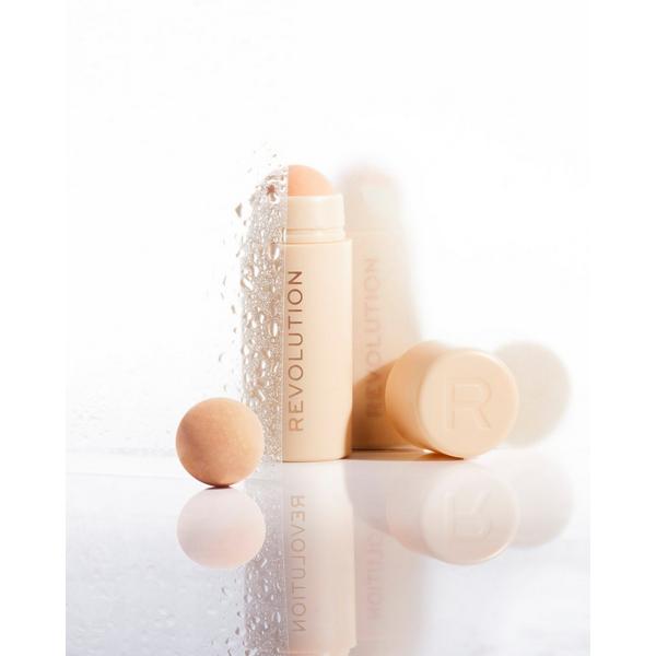 Revolution Beauty Matte Touch Up Oil Control Roller #4
