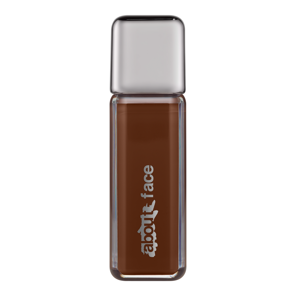 THE PERFORMER Skin-Focused Foundation