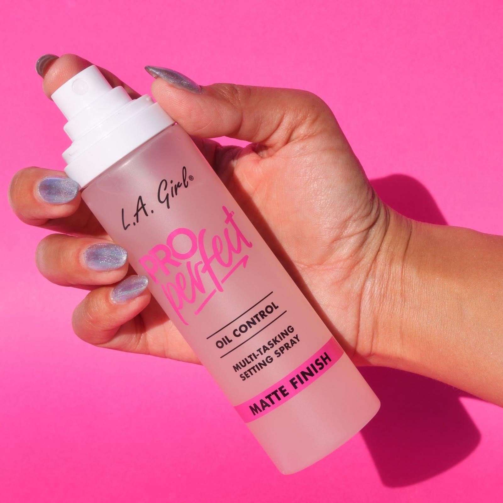 PRO Perfect Oil Control Multi-Tasking Setting Spray