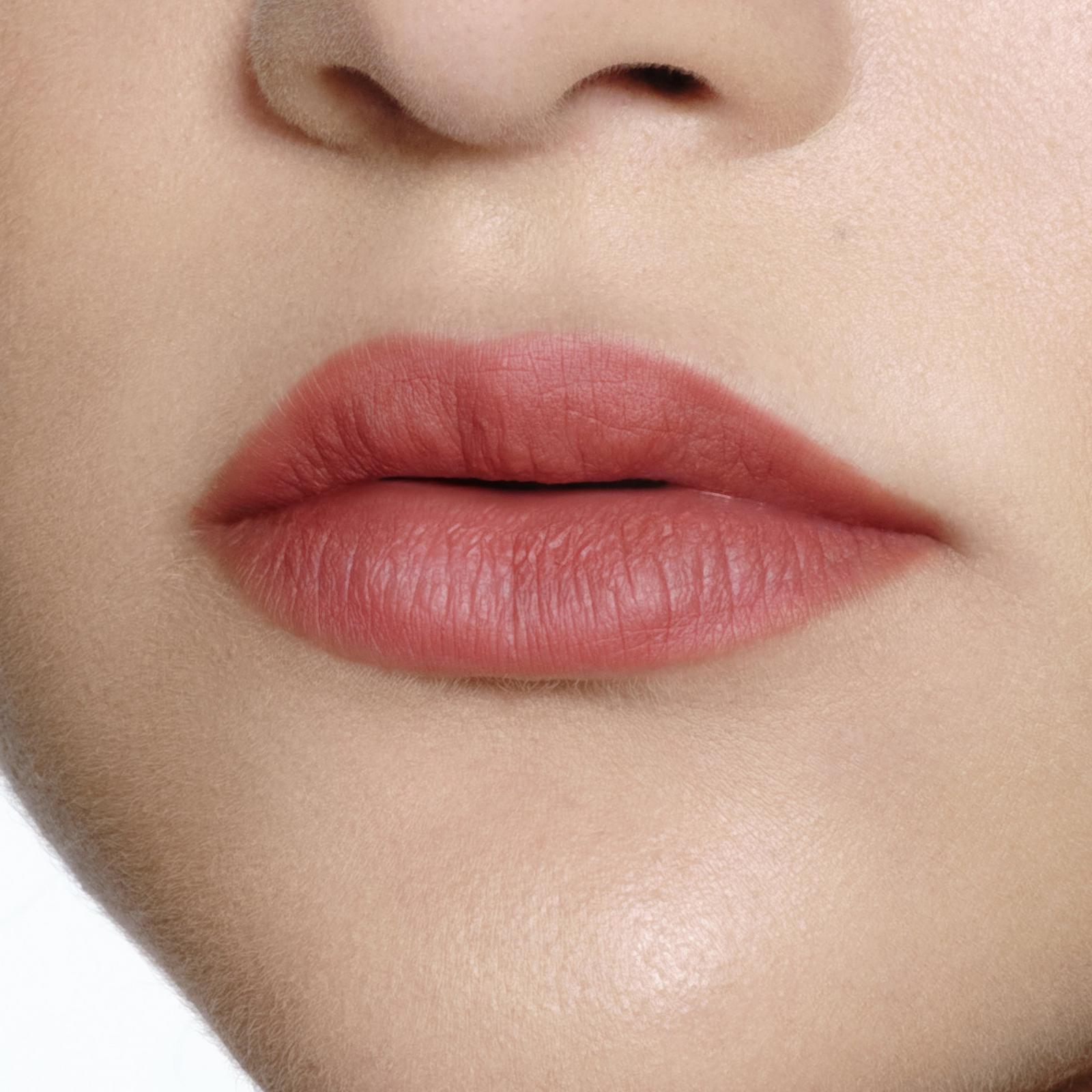 Matte Brat - Long Lasting Lip Crayon