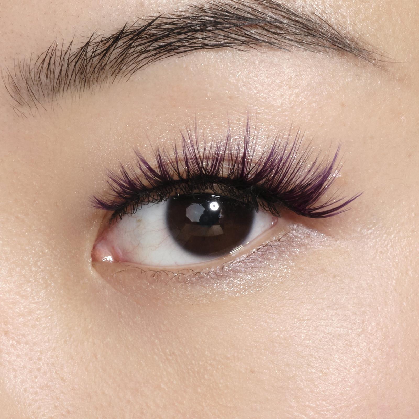 UV False Advertising Faux Lashes - Lash 08