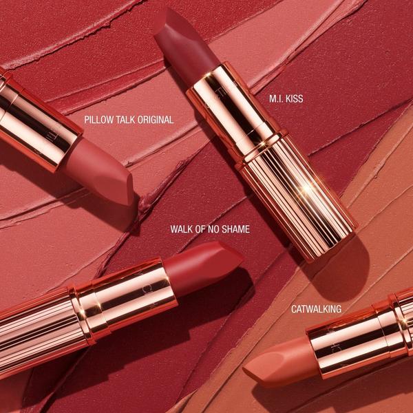 Lápiz Labial Hidratante Mate Revolution 5