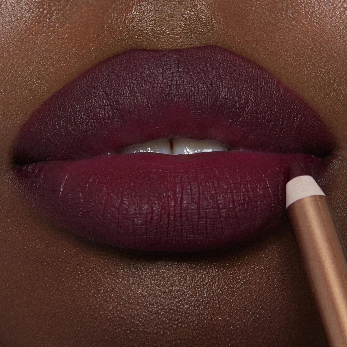 Lip Cheat Lip Liner
