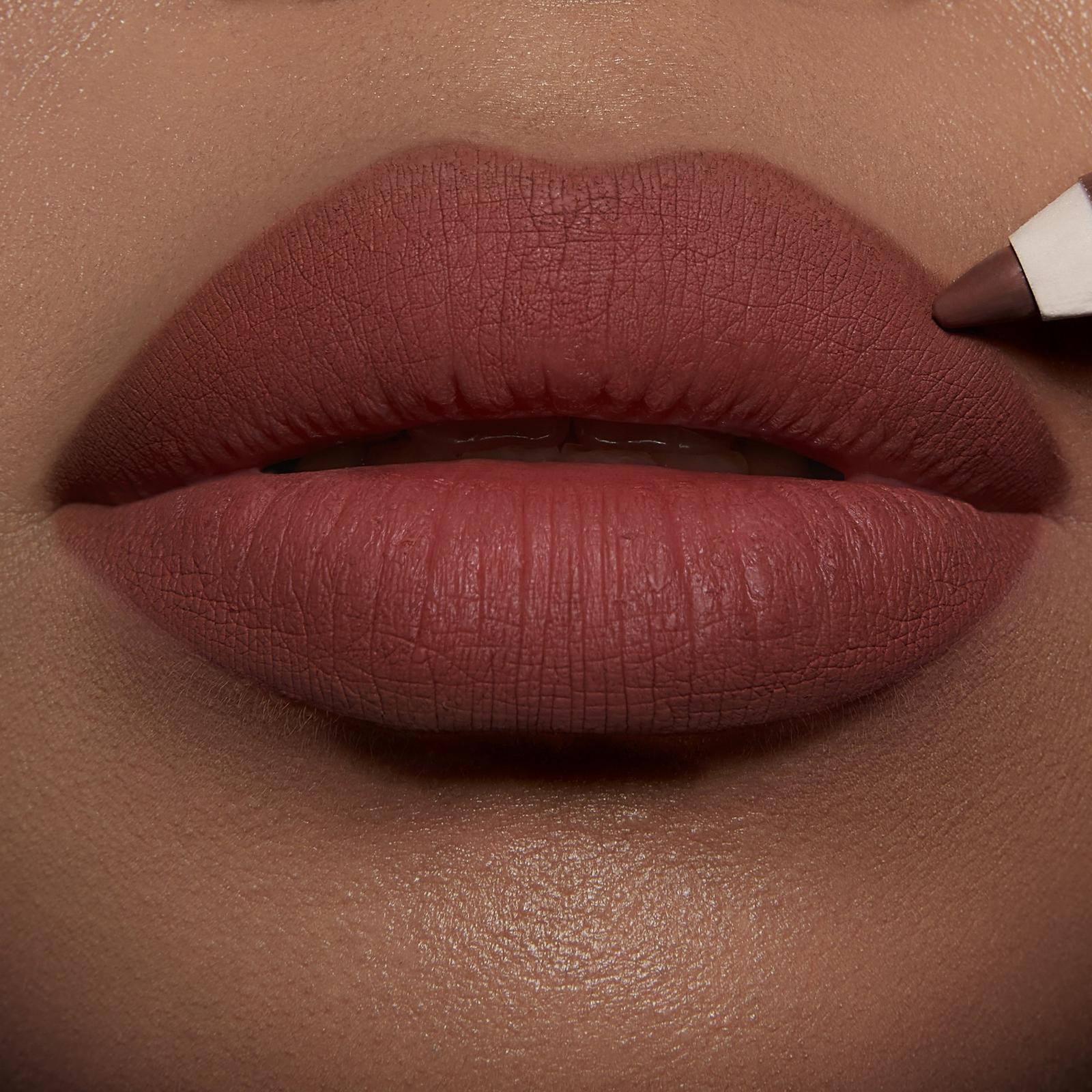 Lip Cheat Lip Liner