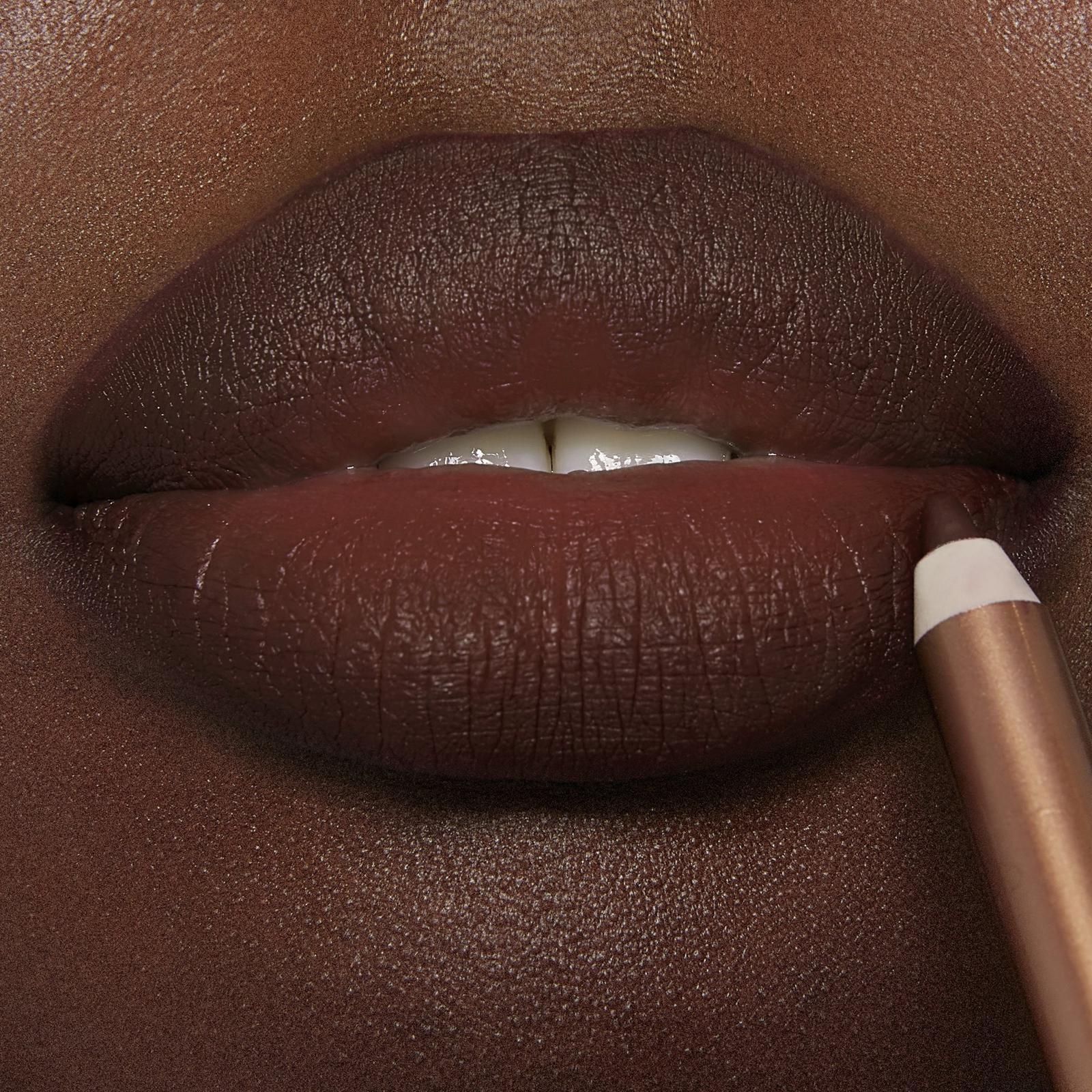 Lip Cheat Lip Liner