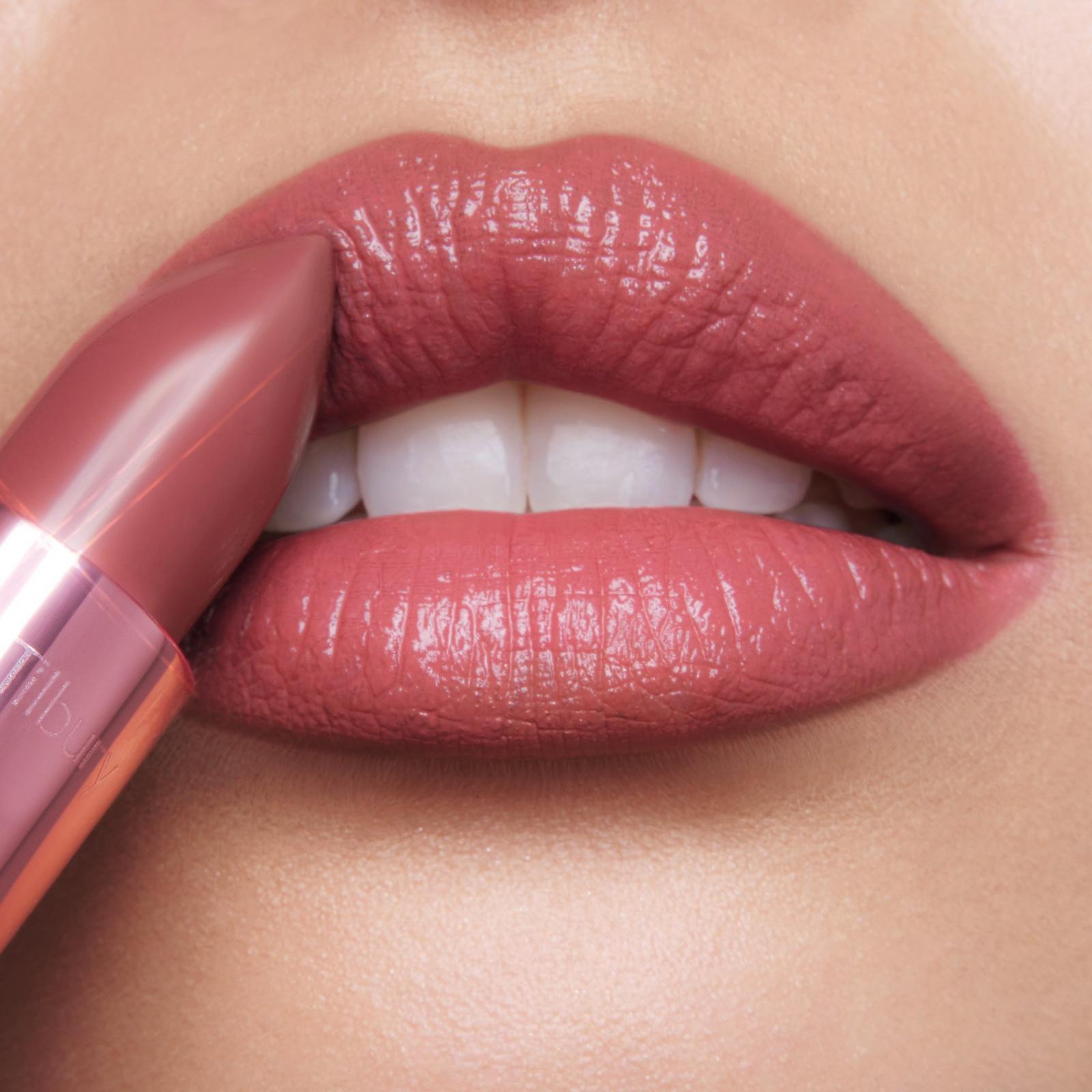 K.I.S.S.I.N.G Lipstick
