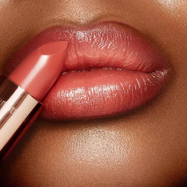 Lápiz Labial Satín Brillante K.I.S.S.I.N.G 4