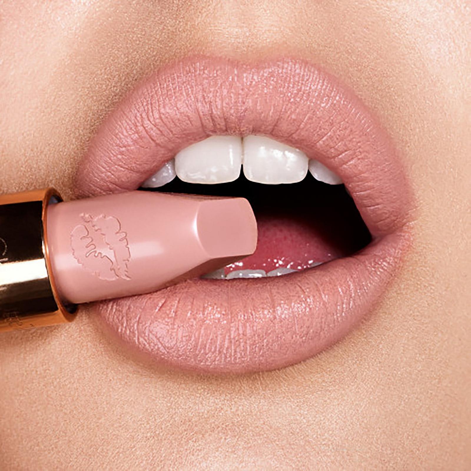 Hot Lips Lipstick