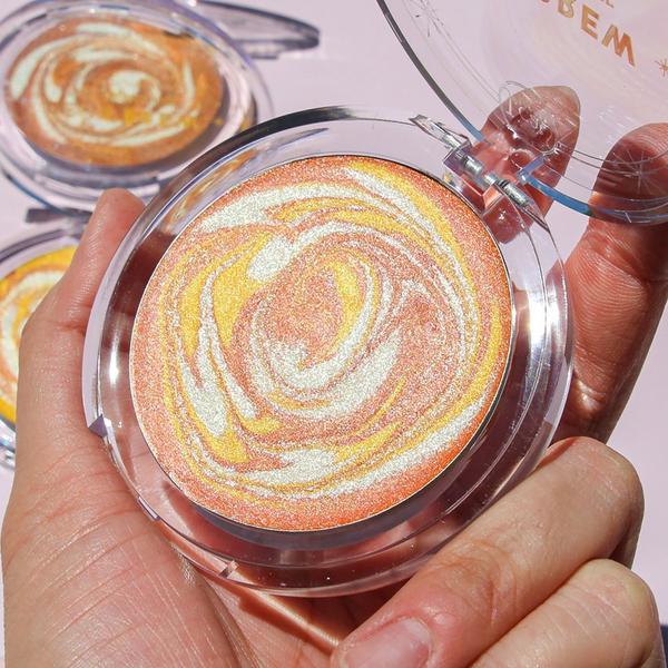 J.Cat Beauty Deja Brew Latte Highlighter #5