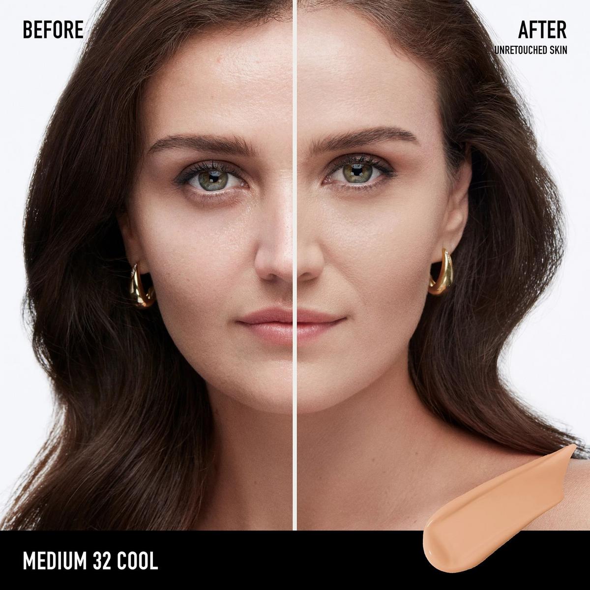 BAREPRO 24HR Wear Skin-Perfecting Matte Liquid Foundation Mineral SPF 20 - Medium 32 Cool