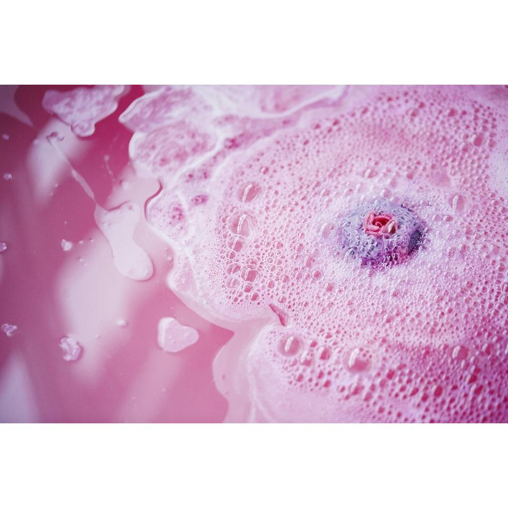 How to Use a Bath Bomb Like a Lush Pro