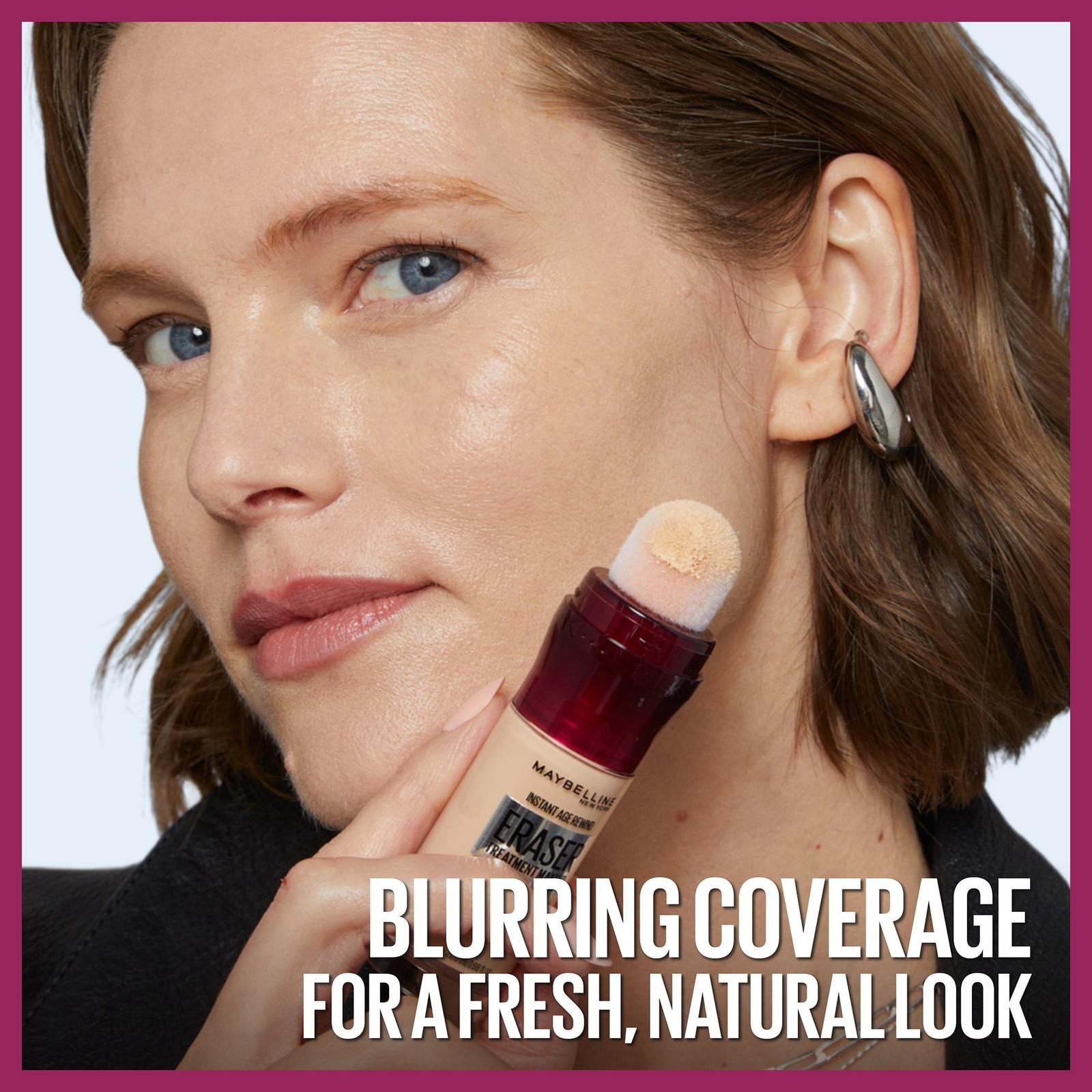 Instant Age Rewind Eraser Treatment Foundation