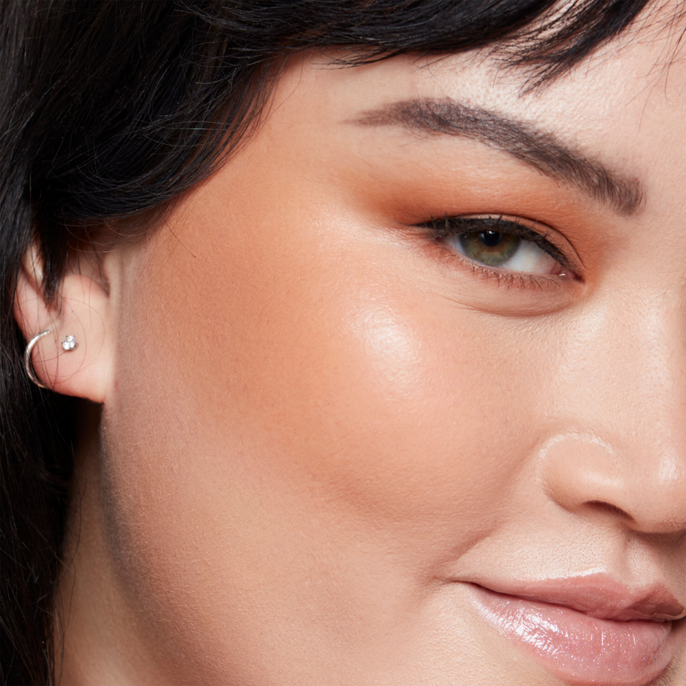 Hypernova Satin Matte Bronzer