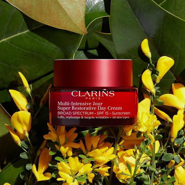 Clarins Super Restorative Anti-Aging Day Moisturizer, SPF 15 #3